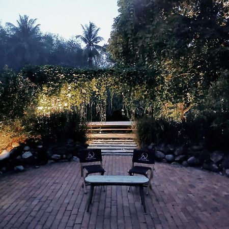 Bed and Breakfast The Creek Haus Lan Saka Exterior foto